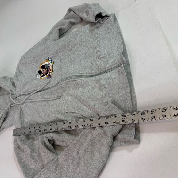 Disney Sweatshirt Womens Small Gray 2025 Play in the Parks Disney World Teacups - Picture 6 of 9